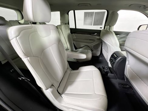 Used 2023 Jeep Grand Cherokee L Overland image 30