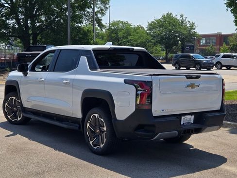 New 2026 Chevrolet Silverado EV LT image 14