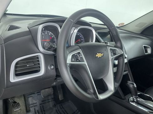 Used 2017 Chevrolet Equinox LT w/ Convenience Package image 26