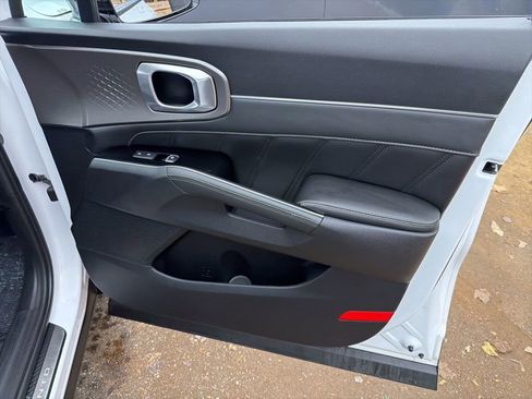 Used 2021 Kia Sorento SX image 29