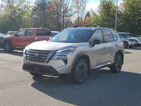New 2026 Nissan Rogue Platinum w/ Platinum Premium Package image 2