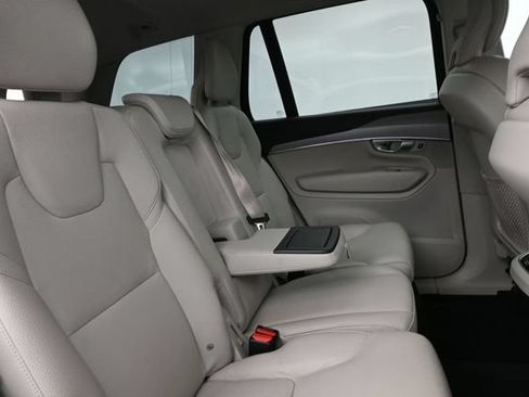 Used 2024 Volvo XC90 B5 Core w/ Protection Package Premier AWD/4WD image 30