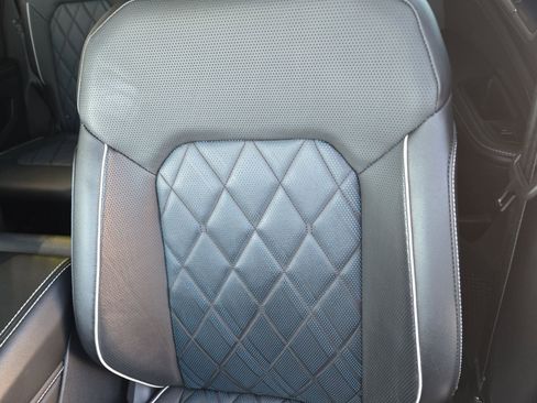 Used 2024 Volkswagen Atlas Cross Sport SEL Premium R-Line image 20