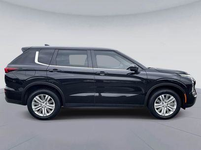 Used 2024 Mitsubishi Outlander ES