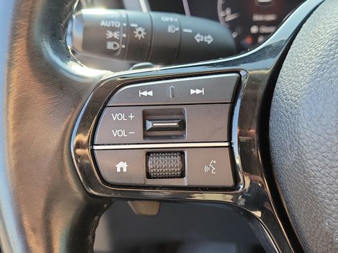 Used 2023 Honda Pilot EX-L image 18