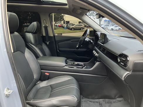 Certified 2024 Honda Pilot Elite image 37