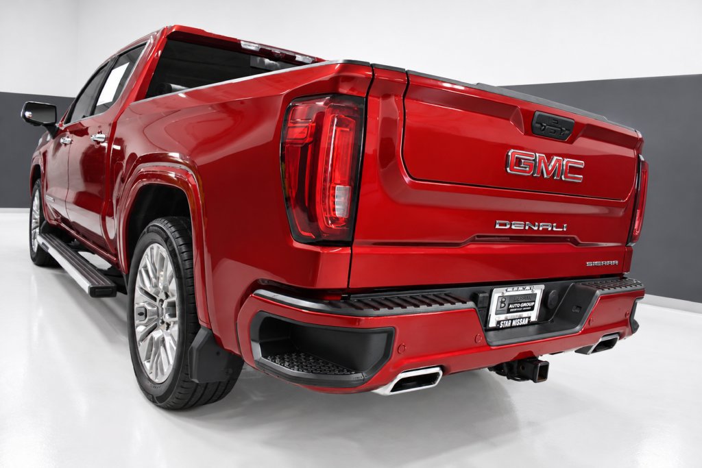 Used 2021 GMC Sierra 1500 Denali w/ Denali Ultimate Package AWD/4WD image 3