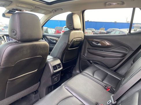 Used 2019 GMC Terrain Denali w/ Advanced Safety Package image 16