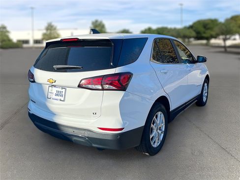 Used 2024 Chevrolet Equinox LT image 7
