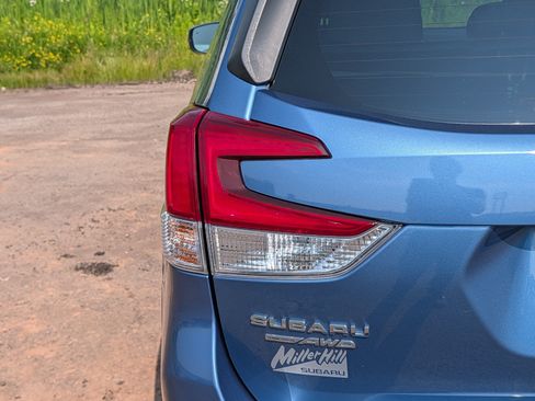 Used 2023 Subaru Forester Limited AWD/4WD image 17