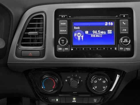 Used 2017 Honda HR-V LX image 10