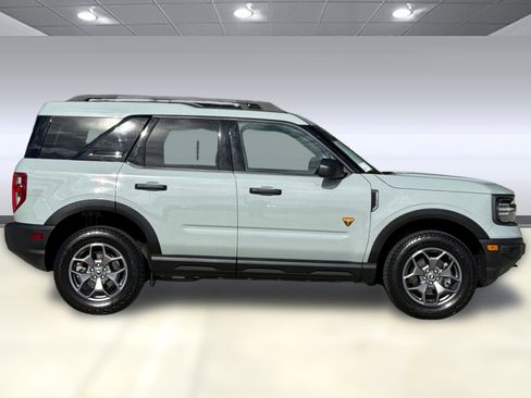 Used 2023 Ford Bronco Sport Badlands image 8