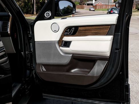 Used 2019 Land Rover Range Rover Long Wheelbase Supercharged image 47