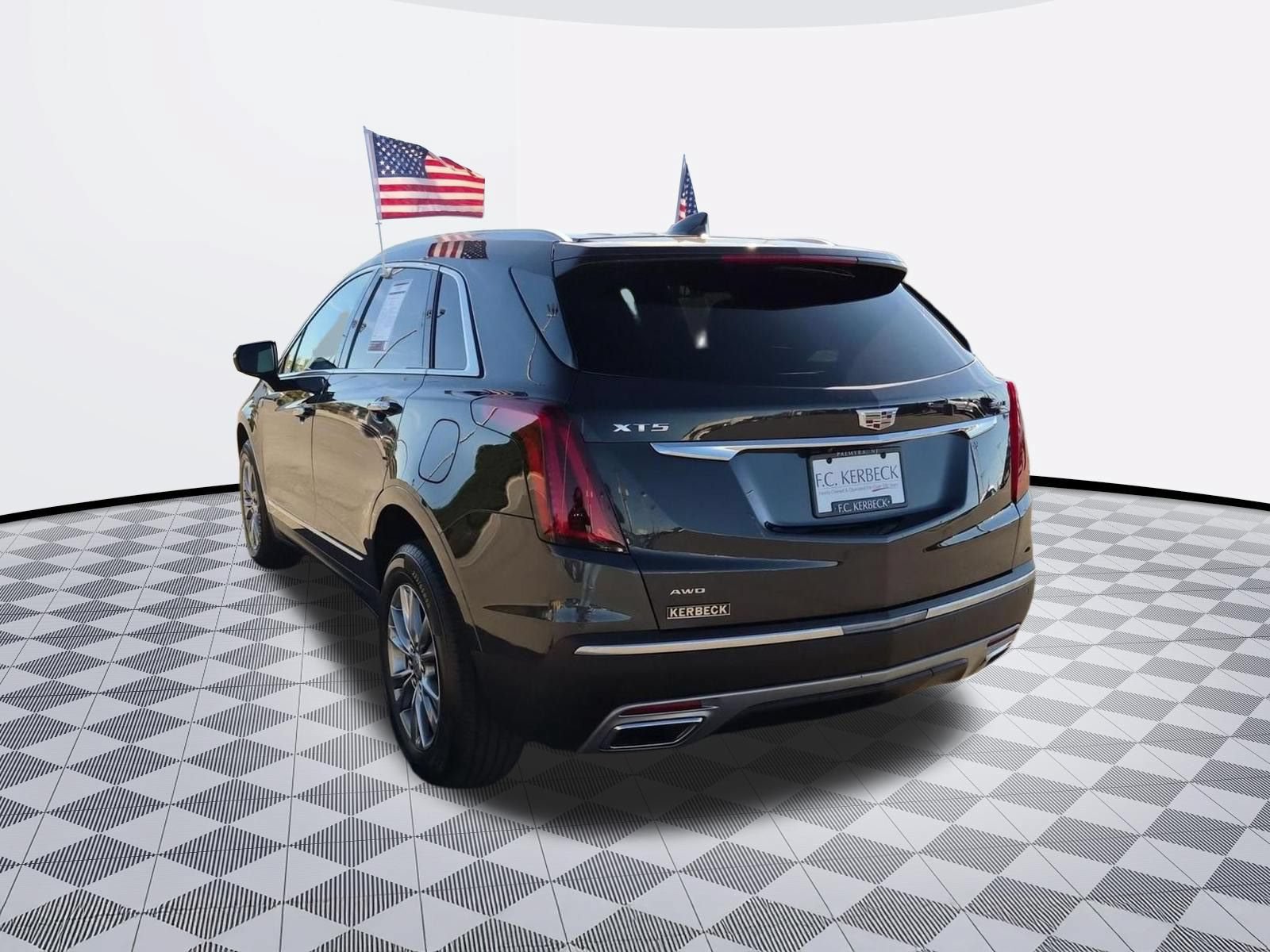 Certified 2023 Cadillac XT5 Premium Luxury w/ LPO, Floor Liner Package AWD/4WD image 6