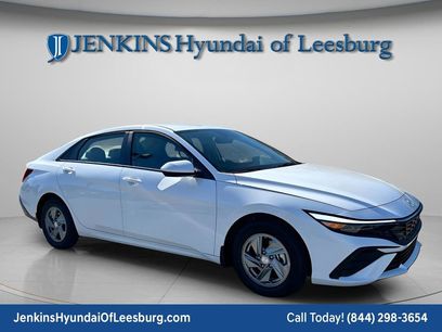 New 2026 Hyundai Elantra SE