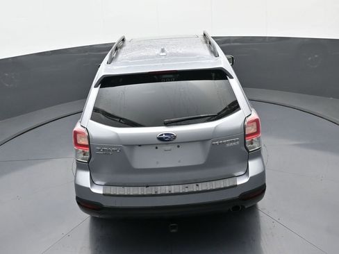 Used 2017 Subaru Forester 2.5i Touring w/ Popular Package #2 image 34