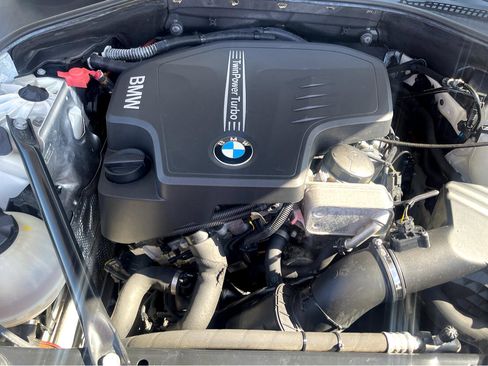 Used 2014 BMW 528i xDrive Sedan image 25