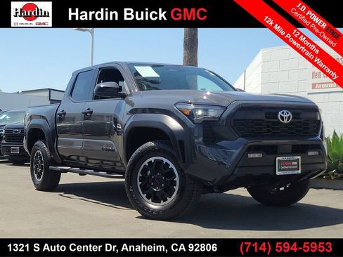Used 2025 Toyota Tacoma TRD Off-Road AWD/4WD image 1
