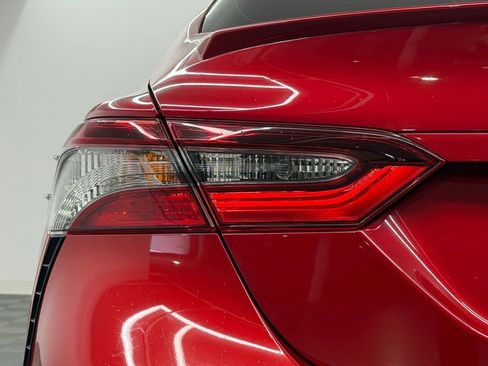 Certified 2021 Toyota Camry SE w/ Convenience Package image 11