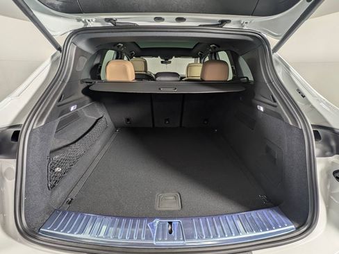 New 2026 Porsche Cayenne image 17