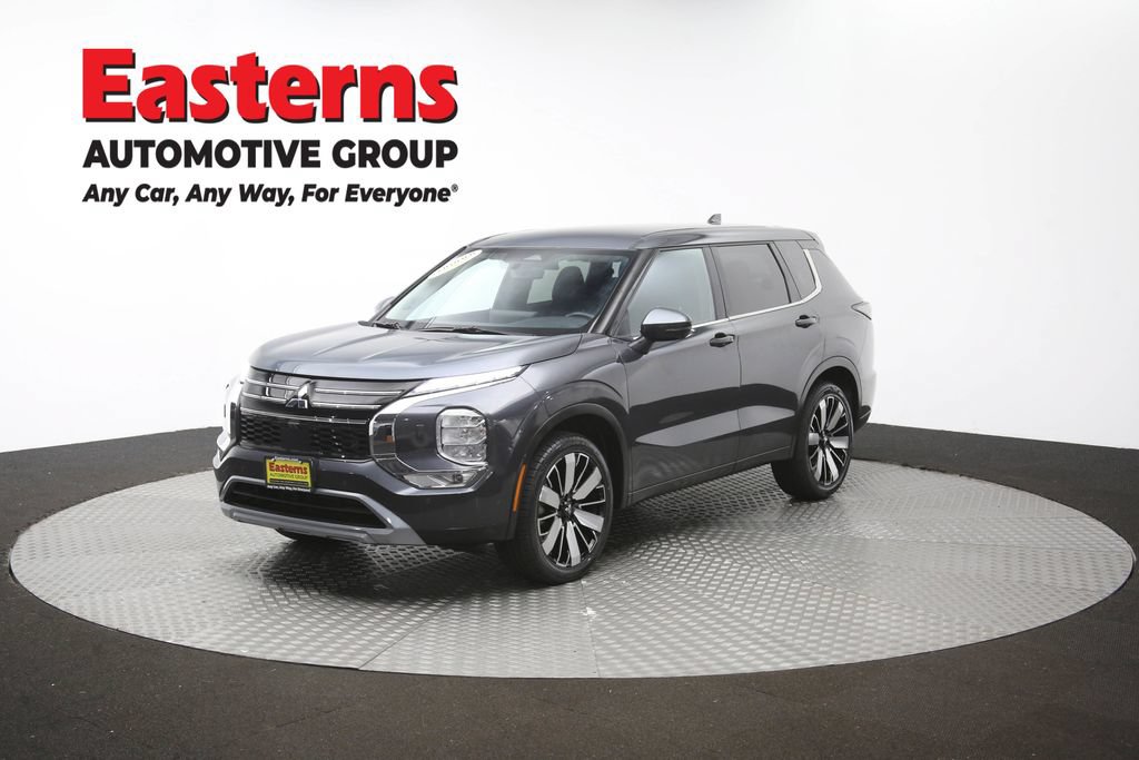 Used 2025 Mitsubishi Outlander SE AWD/4WD image 57