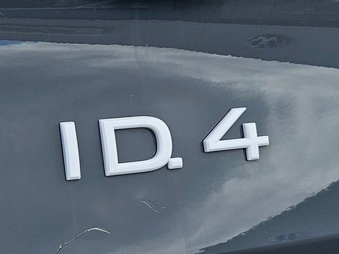 Used 2023 Volkswagen ID.4 Pro RWD image 26