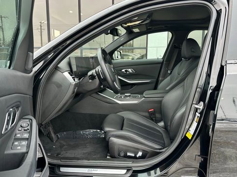 Used 2023 BMW 330i Sedan w/ Premium Package image 16