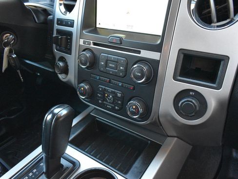 Used 2017 Ford Expedition EL XLT w/ Equipment Group 202A image 28