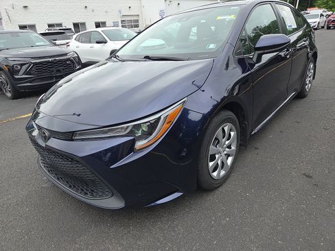 Used 2022 Toyota Corolla LE w/ Carpet Mat Package (TMS) FWD image 7
