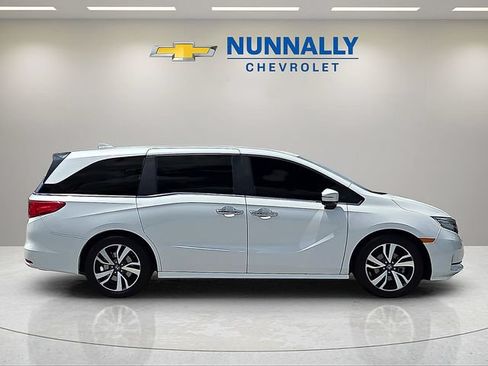 Used 2023 Honda Odyssey Touring image 6