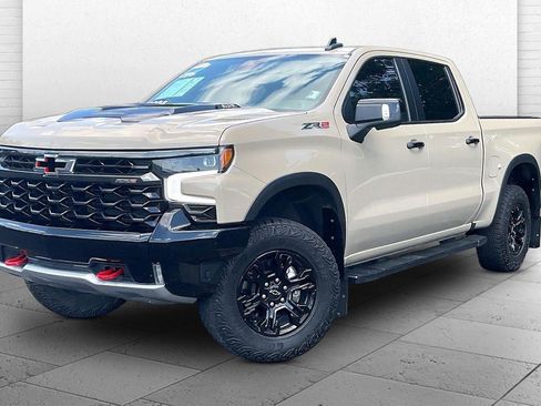 Used 2023 Chevrolet Silverado 1500 ZR2 AWD/4WD image 13