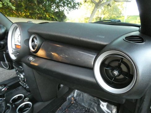 Used 2014 MINI Cooper S image 31