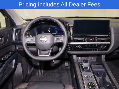 New 2026 Nissan Pathfinder SL AWD/4WD image 8