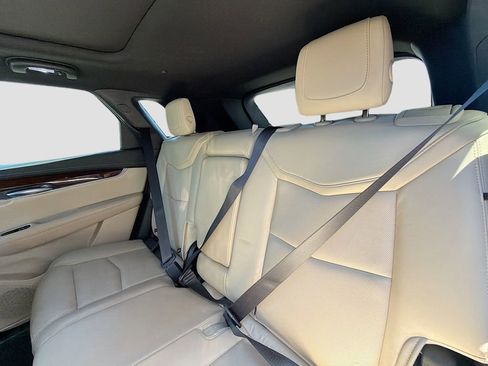 Used 2019 Cadillac XT5 Luxury AWD/4WD image 25