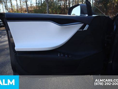 Used 2020 Tesla Model S Long Range image 15