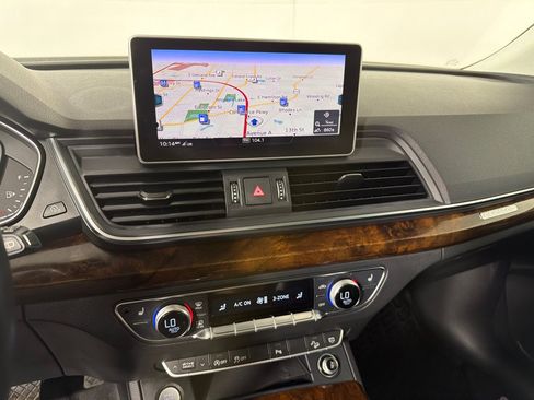 Used 2018 Audi Q5 2.0T Premium Plus AWD/4WD image 16