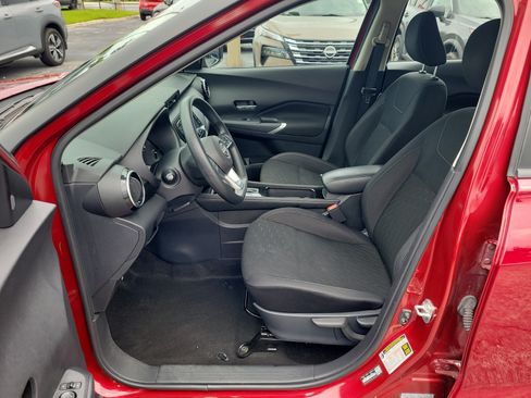 Certified 2023 Nissan Kicks SV FWD image 12
