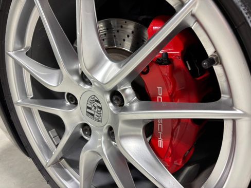 Used 2014 Porsche 911 Carrera 4S image 10