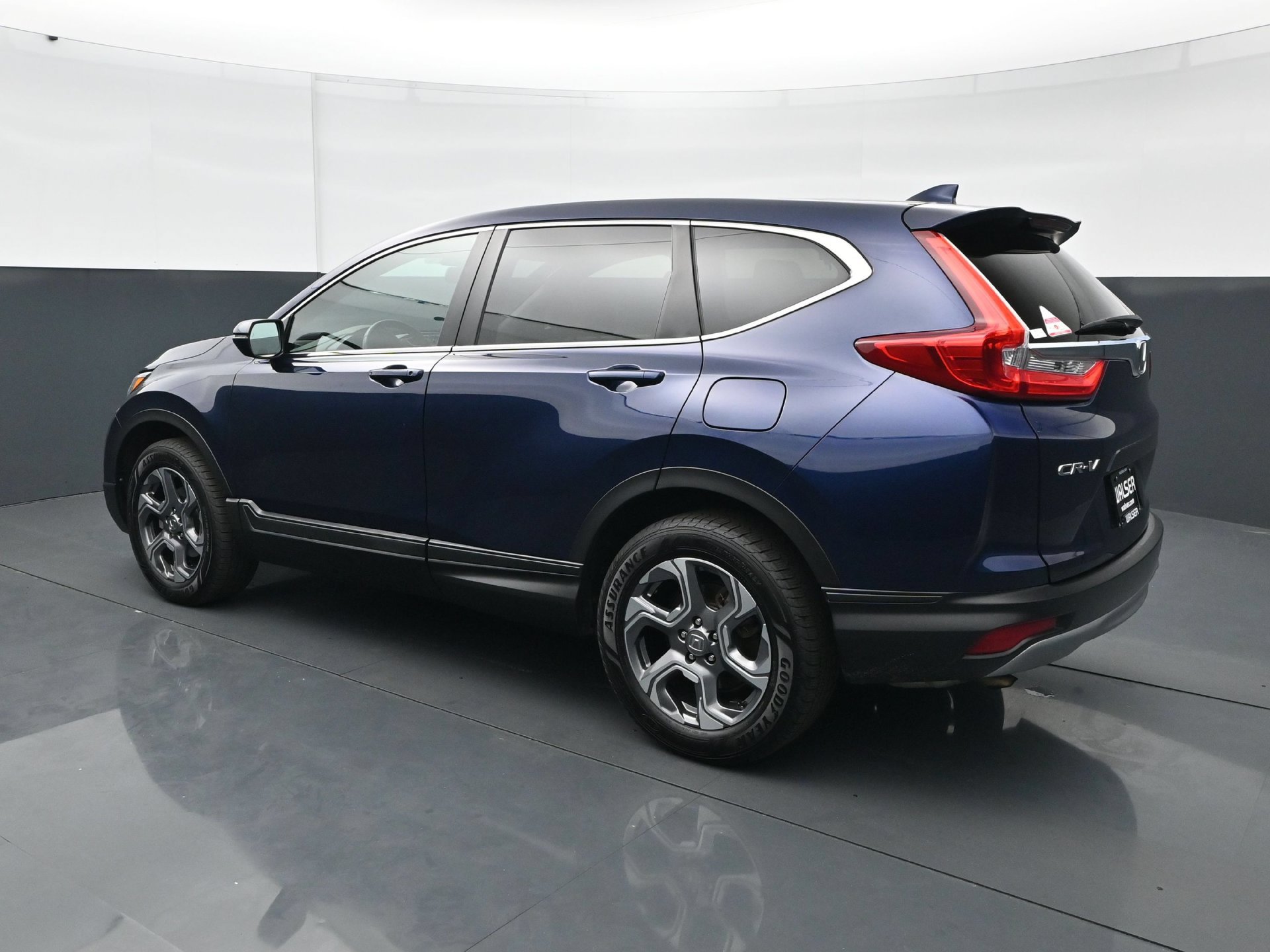 Used 2019 Honda CR-V EX-L image 3