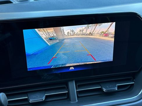 Used 2024 Chevrolet Trax ACTIV image 18