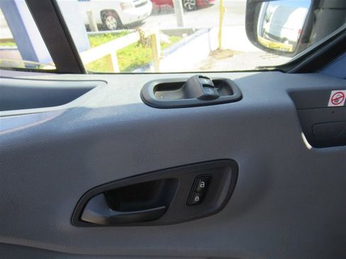 Used 2019 Ford Transit 250 148 High Roof Extended image 26