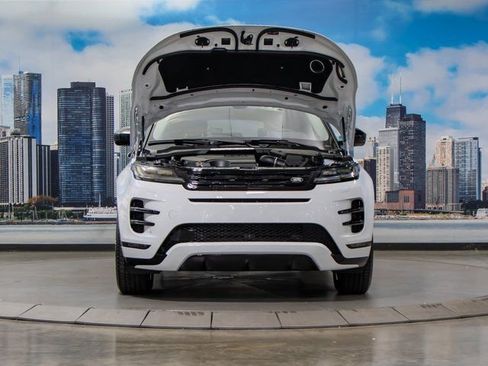 Used 2025 Land Rover Range Rover Evoque Dynamic SE image 4