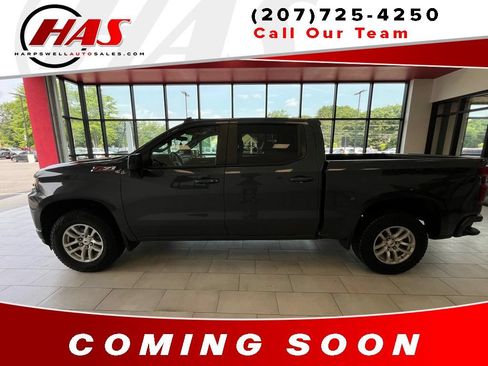 Used 2021 Chevrolet Silverado 1500 RST w/ Z71 Off-Road Package AWD/4WD image 2