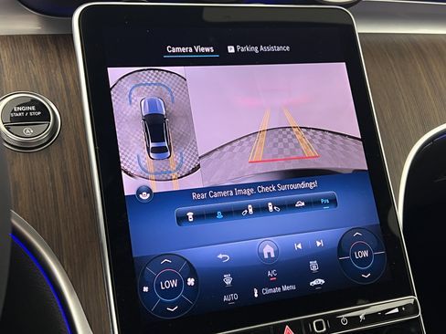 New 2025 Mercedes-Benz C 300 4MATIC Sedan image 31