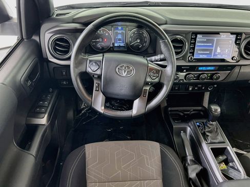 Used 2023 Toyota Tacoma TRD Sport AWD/4WD image 20