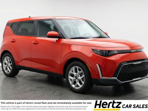 Used 2025 Kia Soul LX w/ LX Technology Package image 1