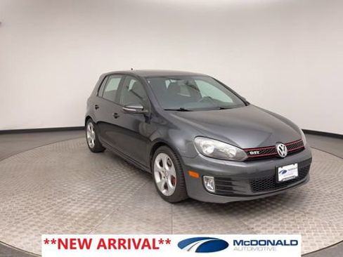 Used 2010 Volkswagen GTI 4-Door FWD image 8