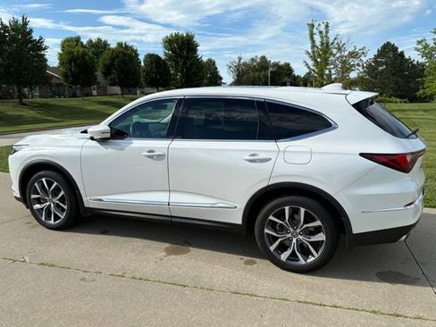 Used 2024 Acura MDX SH-AWD w/ Technology Package image 6