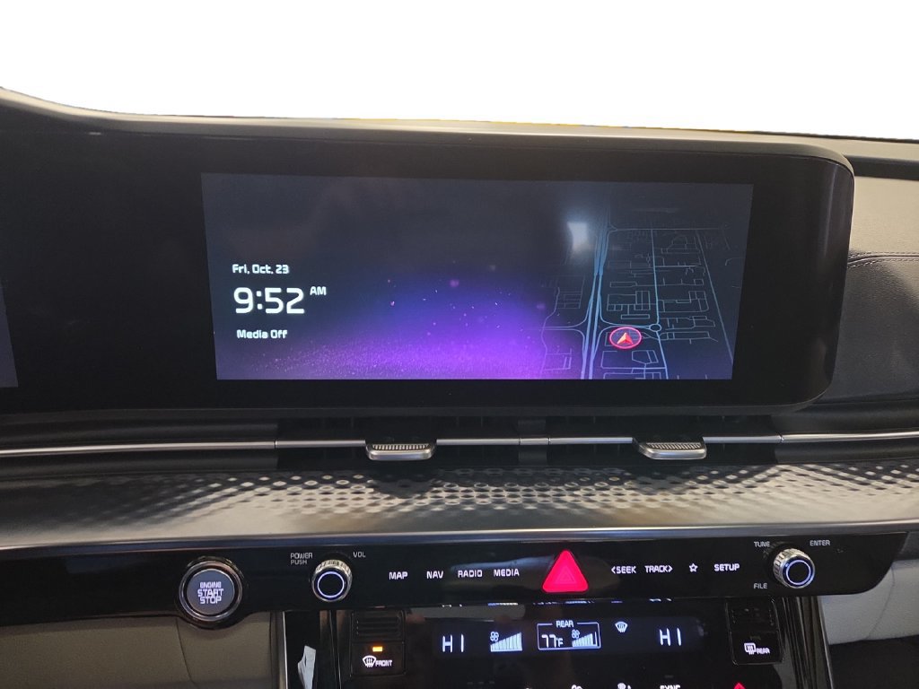 Used 2023 Kia Carnival SX Prestige FWD image 14
