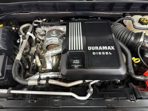 Used 2022 GMC Sierra 1500 AT4 w/ AT4 Premium Package image 12